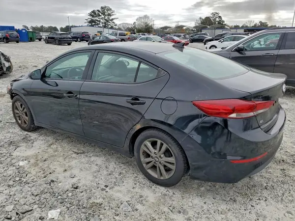 5NPD84LF7HH028992 2017 HYUNDAI ELANTRA - Image 2