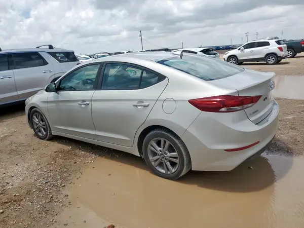 5NPD84LF7HH029141 2017 HYUNDAI ELANTRA - Image 2
