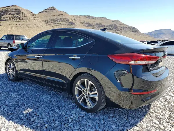 5NPD84LF7HH029172 2017 HYUNDAI ELANTRA - Image 2