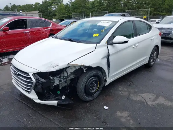 5NPD84LF7HH030435 2017 HYUNDAI ELANTRA - Image 2