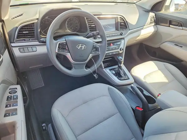 5NPD84LF7HH030970 2017 HYUNDAI ELANTRA - Image 8