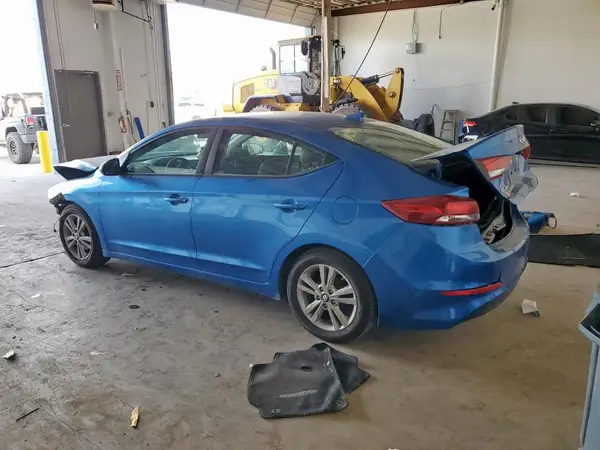 5NPD84LF7HH032136 2017 HYUNDAI ELANTRA - Image 2
