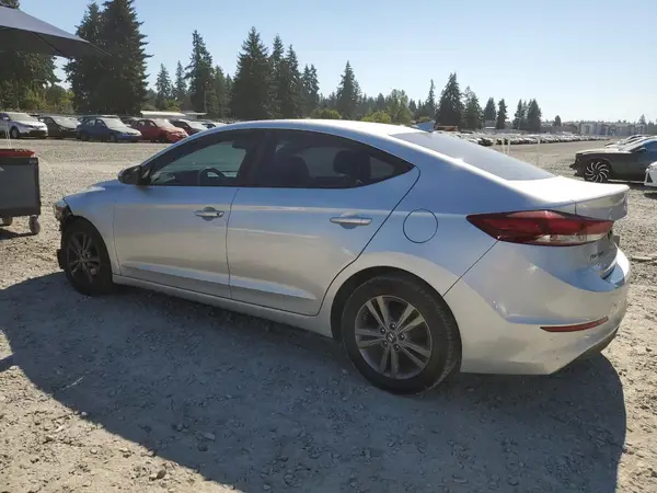 5NPD84LF7HH032363 2017 HYUNDAI ELANTRA - Image 2
