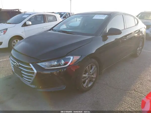 5NPD84LF7HH032394 2017 HYUNDAI ELANTRA - Image 2