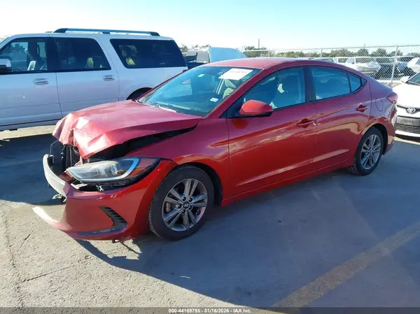 5NPD84LF7HH033514 2017 HYUNDAI ELANTRA - Image 2