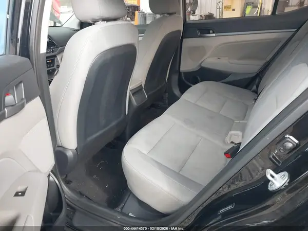 5NPD84LF7HH034078 2017 HYUNDAI ELANTRA - Image 8