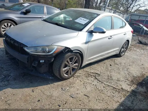 5NPD84LF7HH037756 2017 HYUNDAI ELANTRA - Image 2