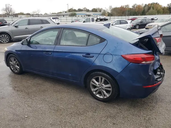 5NPD84LF7HH038650 2017 HYUNDAI ELANTRA - Image 2