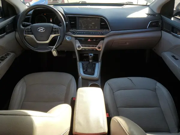 5NPD84LF7HH039295 2017 HYUNDAI ELANTRA - Image 8