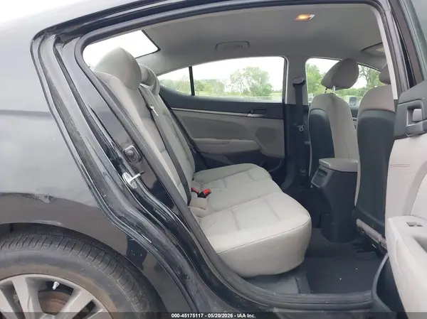 5NPD84LF7HH039975 2017 HYUNDAI ELANTRA - Image 8