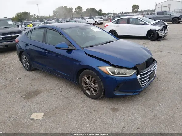 5NPD84LF7HH042505 2017 HYUNDAI ELANTRA - Image 1
