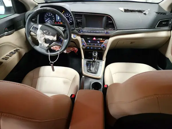 5NPD84LF7HH042827 2017 HYUNDAI ELANTRA - Image 8
