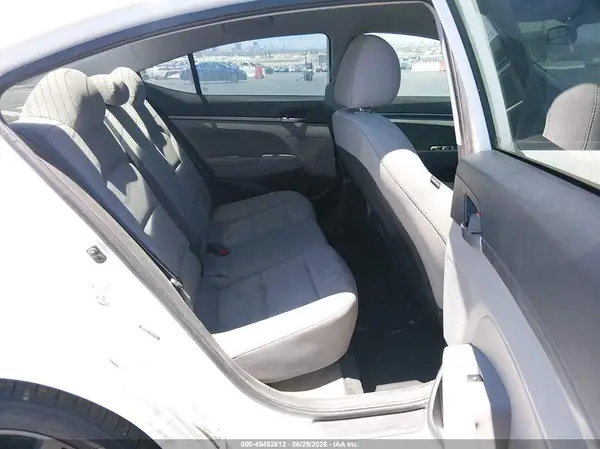 5NPD84LF7HH043282 2017 HYUNDAI ELANTRA - Image 8