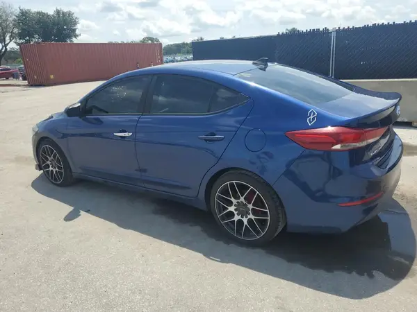 5NPD84LF7HH045078 2017 HYUNDAI ELANTRA - Image 2