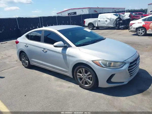 5NPD84LF7HH045937 2017 HYUNDAI ELANTRA - Image 1