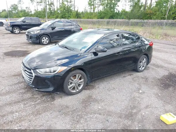 5NPD84LF7HH047669 2017 HYUNDAI ELANTRA - Image 2