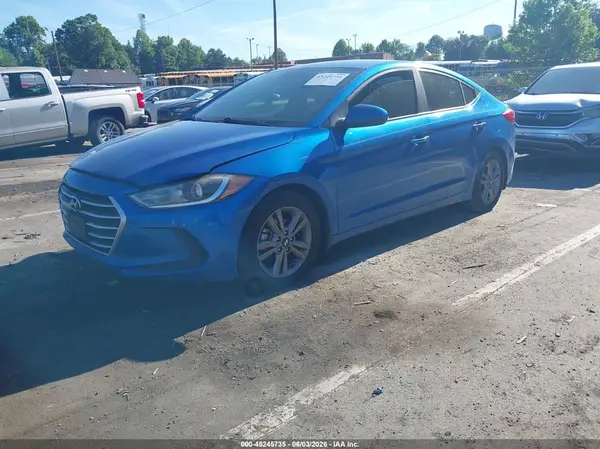 5NPD84LF7HH047753 2017 HYUNDAI ELANTRA - Image 2