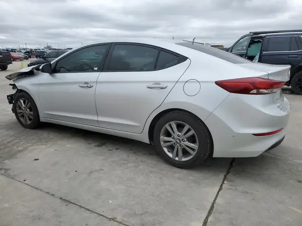 5NPD84LF7HH048658 2017 HYUNDAI ELANTRA - Image 2