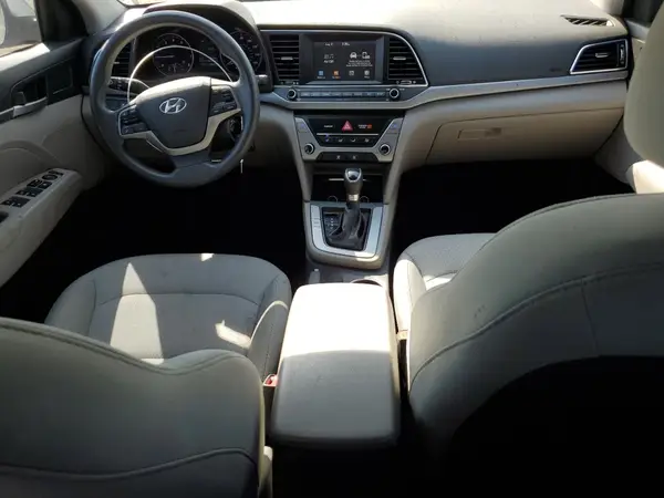 5NPD84LF7HH048997 2017 HYUNDAI ELANTRA - Image 8