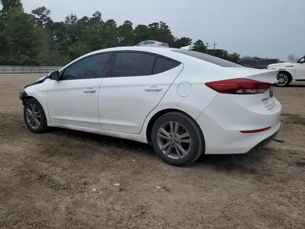 5NPD84LF7HH049292 2017 HYUNDAI ELANTRA - Image 2