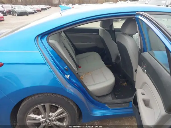 5NPD84LF7HH051706 2017 HYUNDAI ELANTRA - Image 8