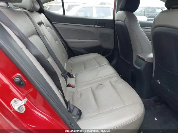 5NPD84LF7HH052757 2017 HYUNDAI ELANTRA - Image 8