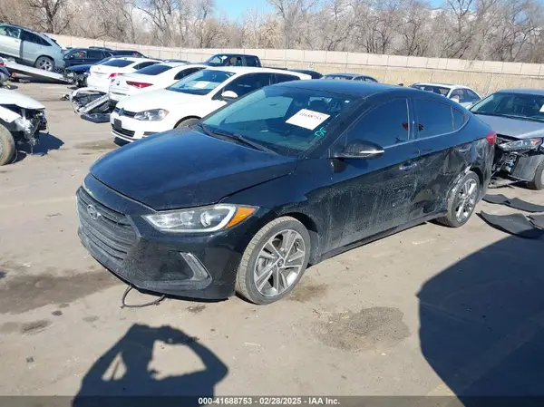 5NPD84LF7HH056999 2017 HYUNDAI ELANTRA - Image 2