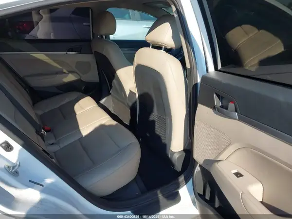 5NPD84LF7HH057120 2017 HYUNDAI ELANTRA - Image 8