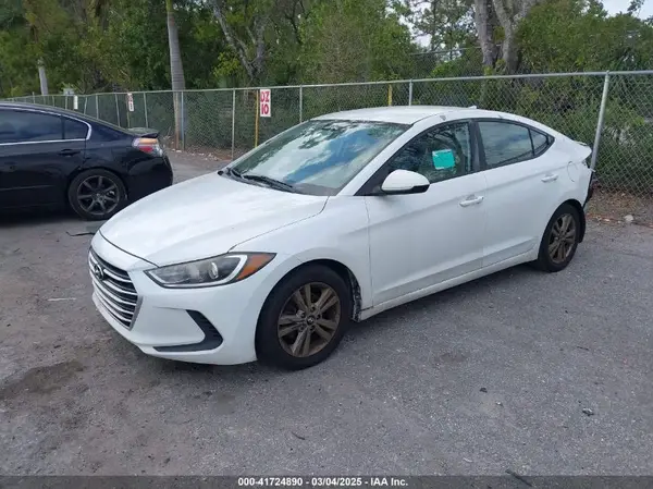 5NPD84LF7HH058347 2017 HYUNDAI ELANTRA - Image 2