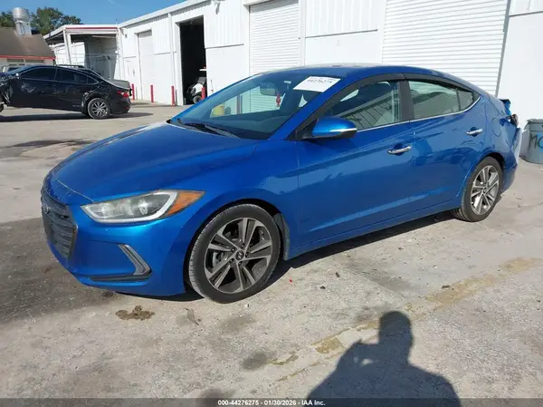 5NPD84LF7HH058963 2017 HYUNDAI ELANTRA - Image 2