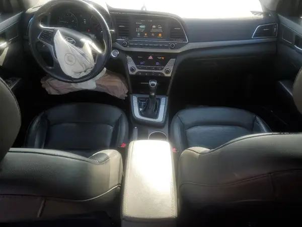 5NPD84LF7HH061636 2017 HYUNDAI ELANTRA - Image 8