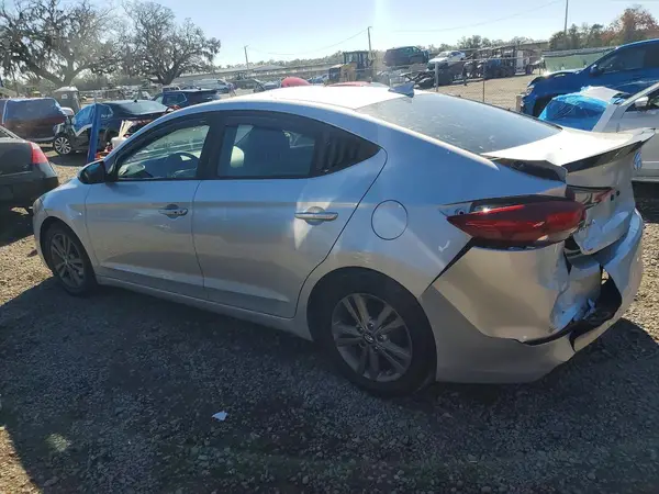 5NPD84LF7HH062270 2017 HYUNDAI ELANTRA - Image 2