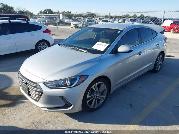 5NPD84LF7HH062981 2017 HYUNDAI ELANTRA - Image 2
