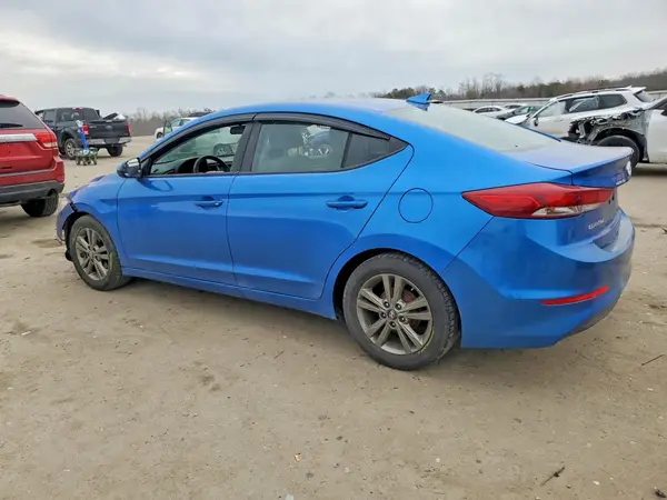 5NPD84LF7HH064617 2017 HYUNDAI ELANTRA - Image 2