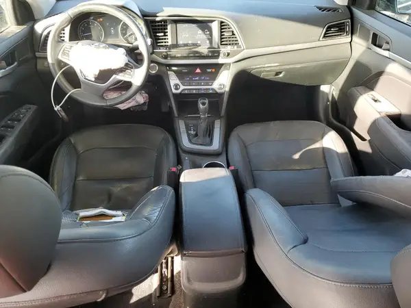 5NPD84LF7HH066030 2017 HYUNDAI ELANTRA - Image 8