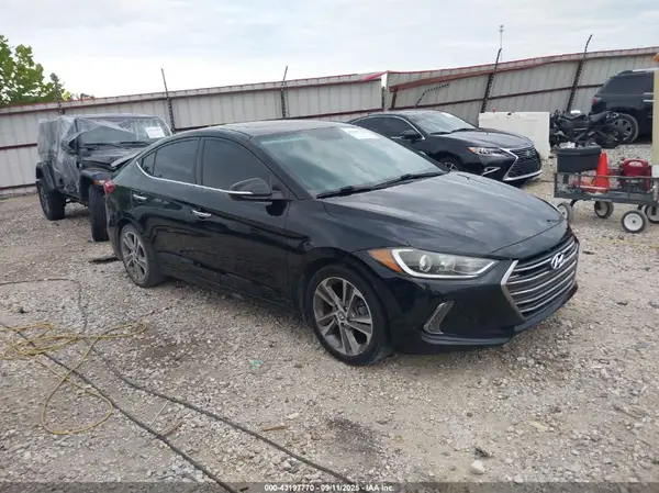5NPD84LF7HH068716 2017 HYUNDAI ELANTRA - Image 1