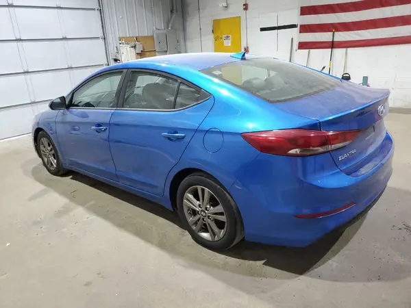5NPD84LF7HH069607 2017 HYUNDAI ELANTRA - Image 2