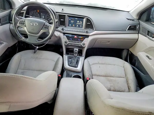 5NPD84LF7HH069686 2017 HYUNDAI ELANTRA - Image 8