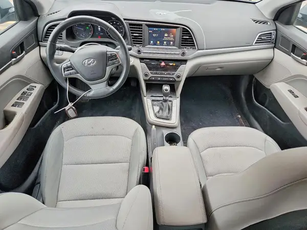 5NPD84LF7HH070952 2017 HYUNDAI ELANTRA - Image 8