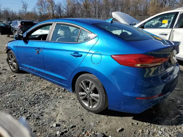 5NPD84LF7HH072958 2017 HYUNDAI ELANTRA - Image 2