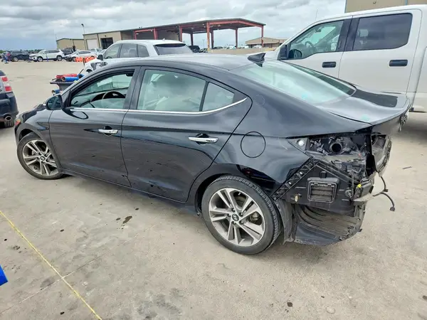 5NPD84LF7HH074015 2017 HYUNDAI ELANTRA - Image 2