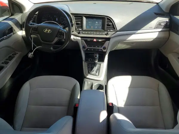 5NPD84LF7HH075696 2017 HYUNDAI ELANTRA - Image 8