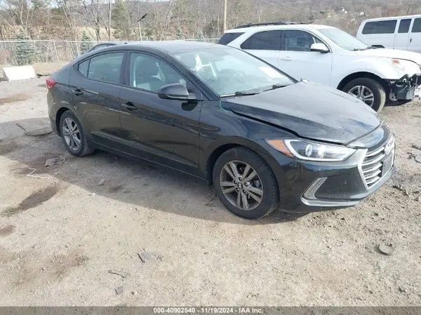 5NPD84LF7HH077559 2017 HYUNDAI ELANTRA - Image 1