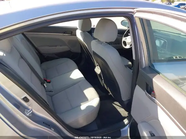 5NPD84LF7HH080526 2017 HYUNDAI ELANTRA - Image 8