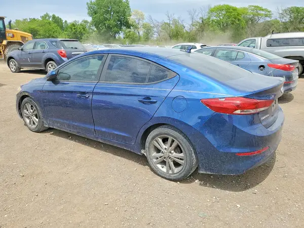 5NPD84LF7HH080977 2017 HYUNDAI ELANTRA - Image 2
