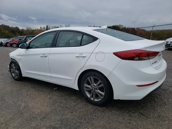 5NPD84LF7HH081319 2017 HYUNDAI ELANTRA - Image 2
