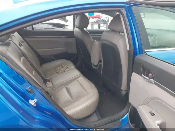 5NPD84LF7HH084415 2017 HYUNDAI ELANTRA - Image 8