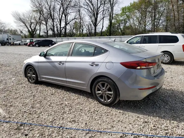 5NPD84LF7HH088075 2017 HYUNDAI ELANTRA - Image 2
