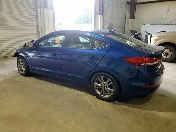 5NPD84LF7HH090697 2017 HYUNDAI ELANTRA - Image 2