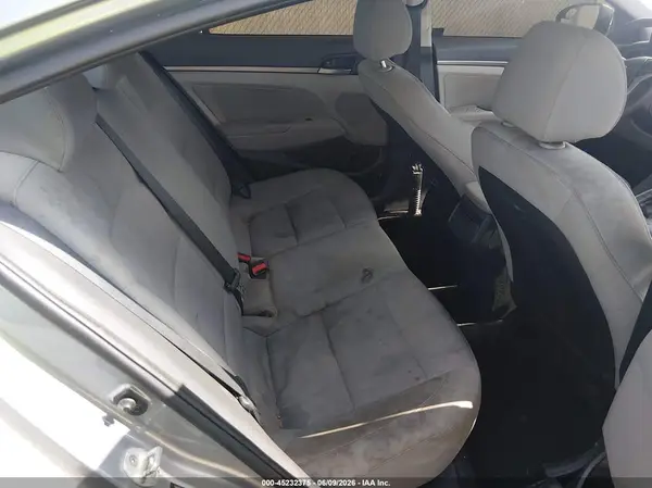 5NPD84LF7HH091252 2017 HYUNDAI ELANTRA - Image 8